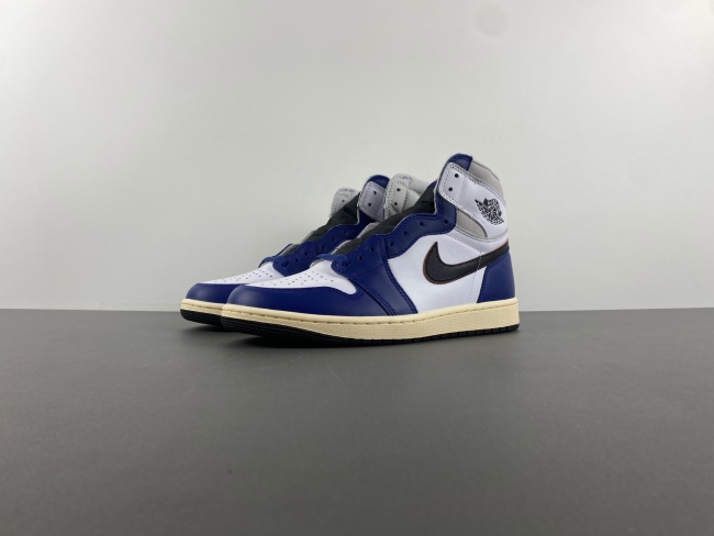 Air Jordan 1 Retro High OG Rare Air Z5485-100