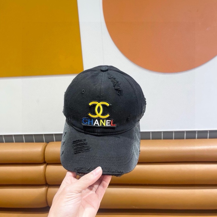 C*hanel  Hats Top XX20250413-50