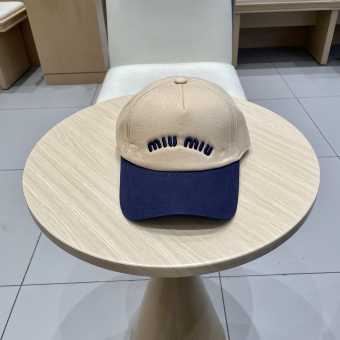 M*iuMiu  Hats Top XX20250413-42