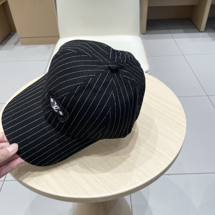 L*ouis V*uitton Hats Top XX250413-38