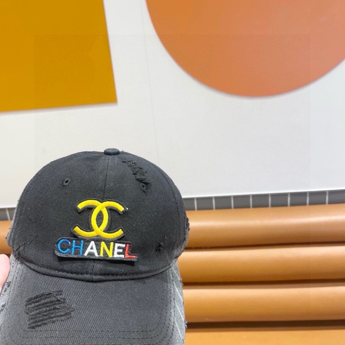 C*hanel  Hats Top XX20250413-50