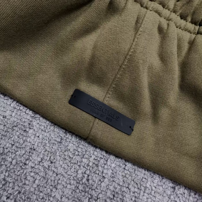E*ssential & F*OG Pants Top Sone 20250414-21