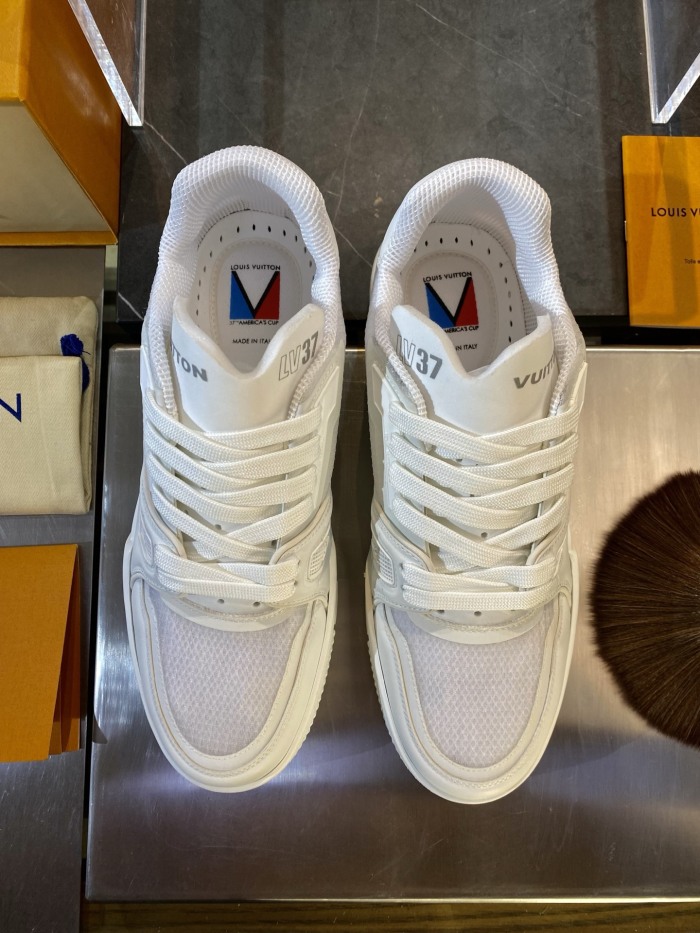 L*ouis V*uitton Top Sneaker Trainer RR 20250415-155