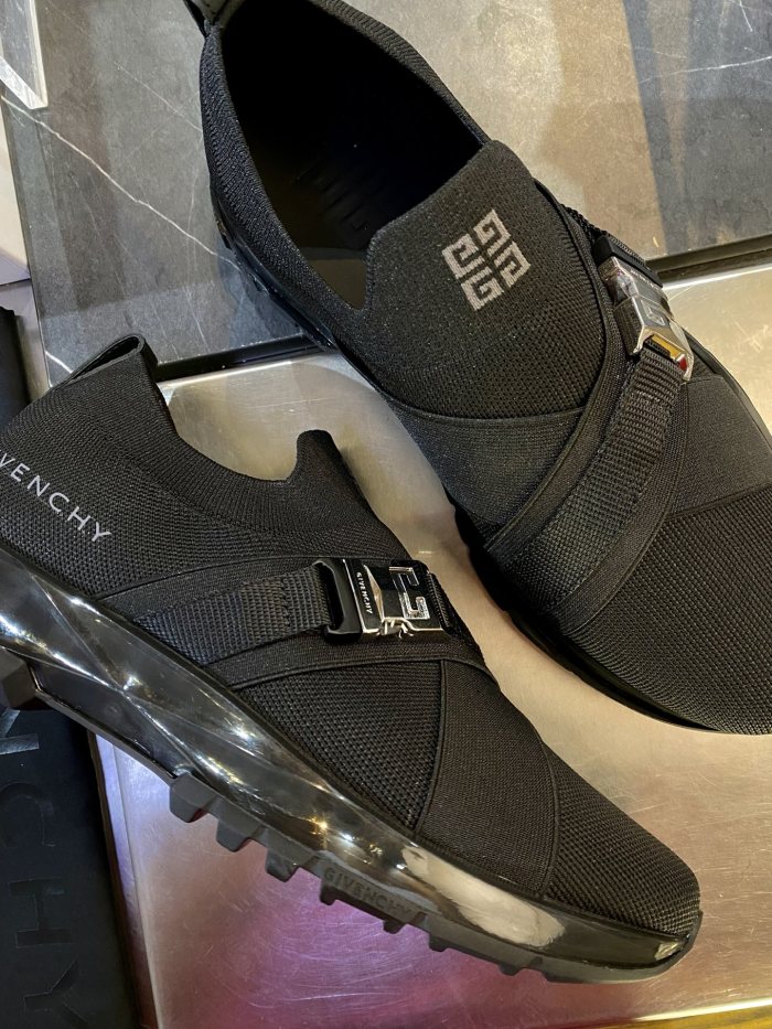 Givenchy  Top  Sneaker Low RR 20250415-146