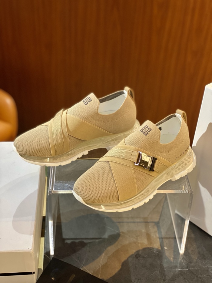 Givenchy  Top  Sneaker Low RR 20250415-146