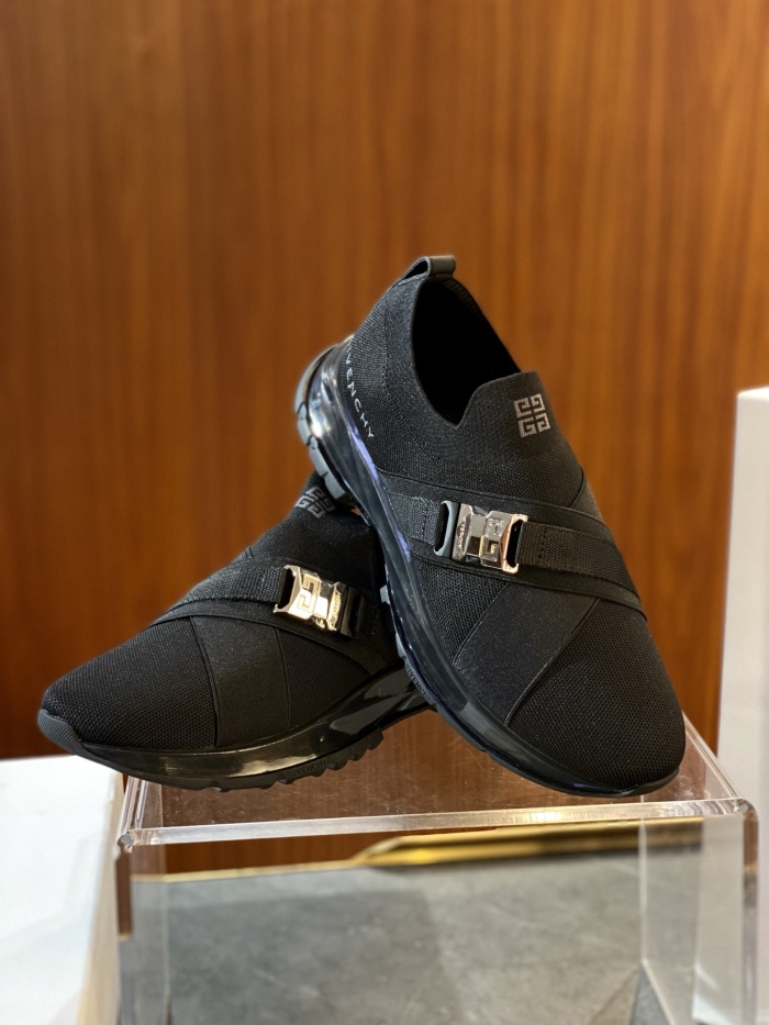 Givenchy  Top  Sneaker Low RR 20250415-146