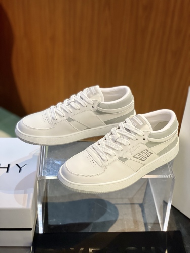 G*ivenchy Top Sneaker Low RR 20250416-63