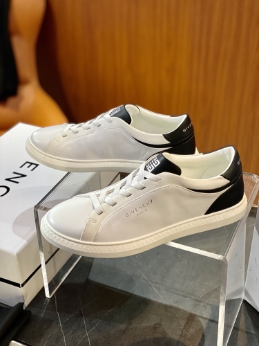G*ivenchy Top Sneaker Low RR 20250416-133