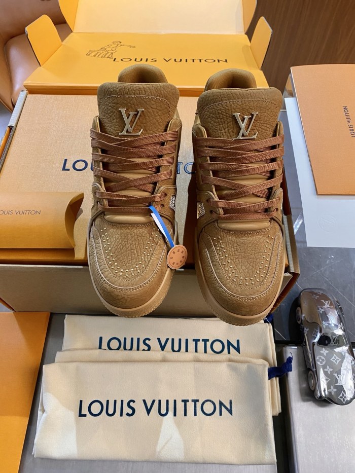 L*ouis V*uitton Top Sneaker Trainer RR 20250416-113