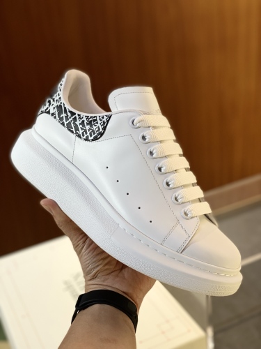 A*lexander M*cQueen Top  Sneaker Low RR 20250416-45