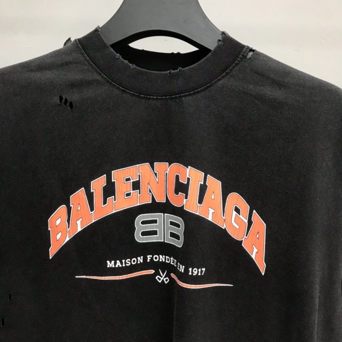 B*alenciaga   Hoodies Top Quality KOF 20250418-17