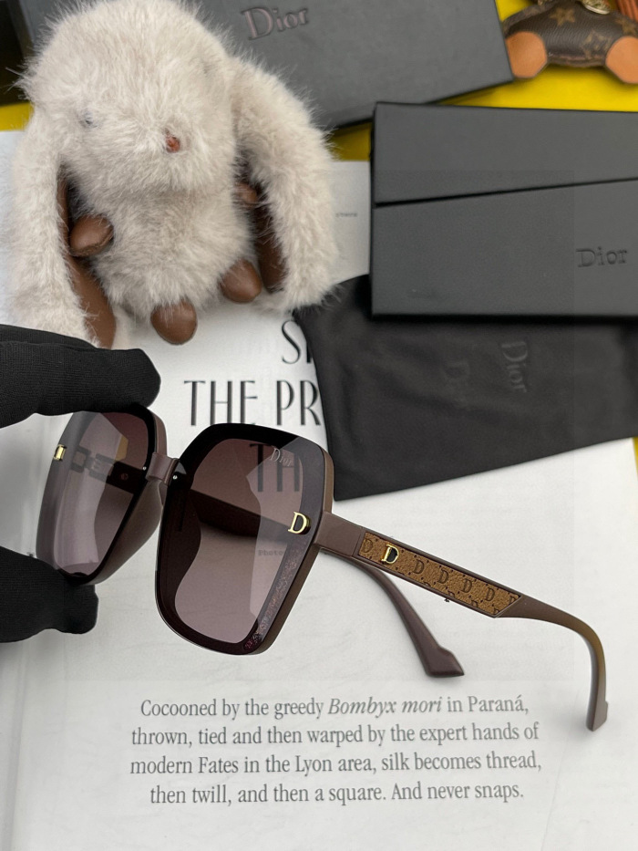 D*ior Glasses Top XX 20250427-83
