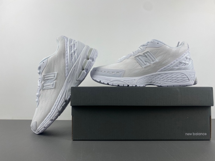 New Balance 1906W White Silver Metallic U1906WFC