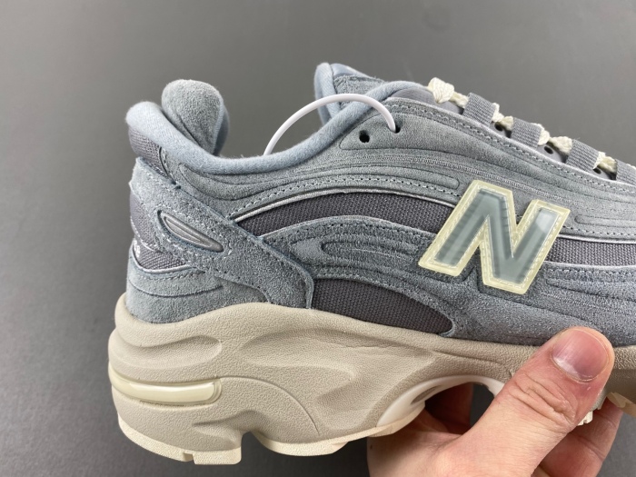 New Balance 1000 Kith 101 Quarry  M1000KQ