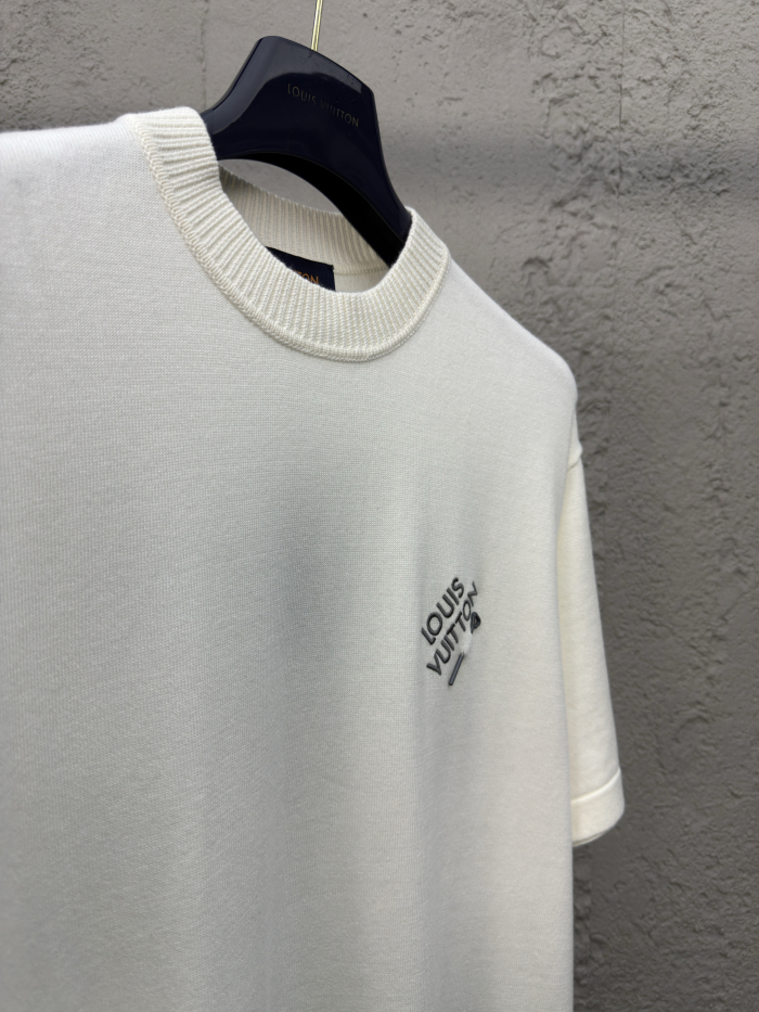 L*ouis V*uitton  T-shirt Top Quality X.C 20250519-96