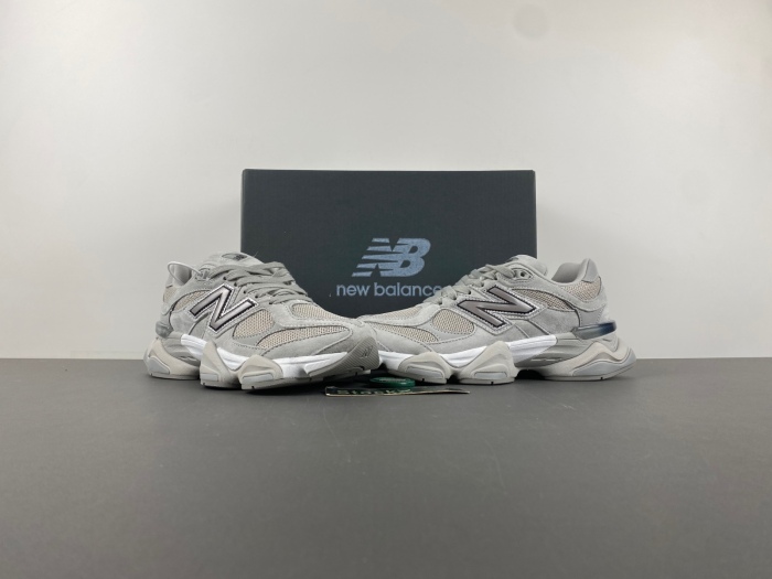 New Balance 9060 Silver Metallic Grey U9060JGR