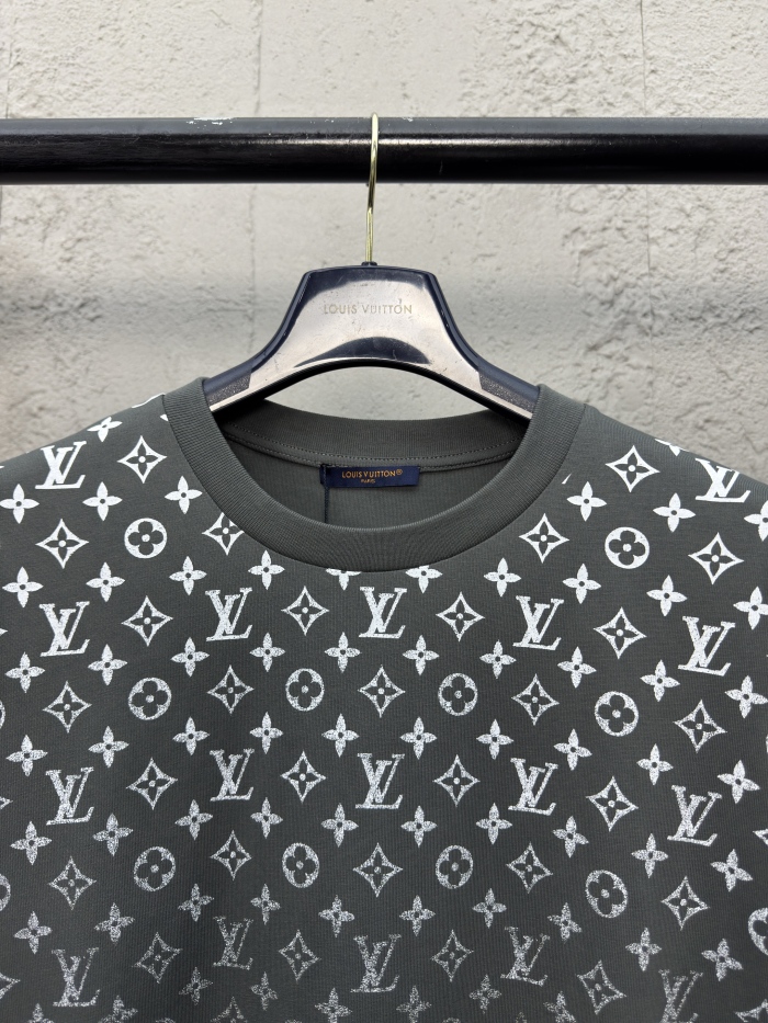 L*ouis V*uitton  T-shirt Top Quality X.C 20250519-100