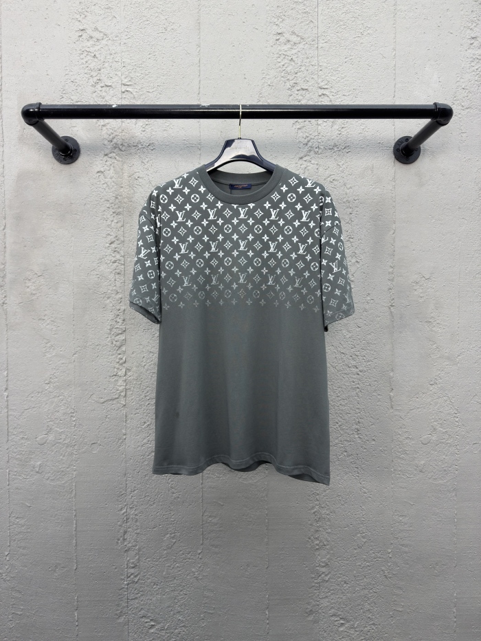 L*ouis V*uitton  T-shirt Top Quality X.C 20250519-100