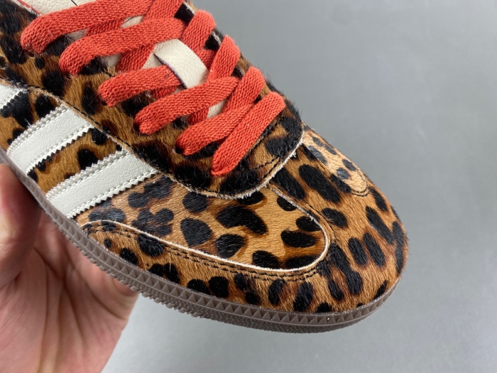 Samba OG Preloved Red Leopard JI2734