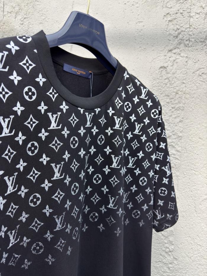 L*ouis V*uitton  T-shirt Top Quality X.C 20250519-99