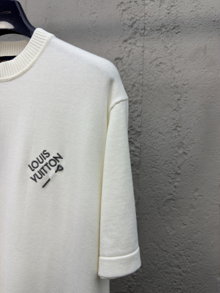 L*ouis V*uitton  T-shirt Top Quality X.C 20250519-96