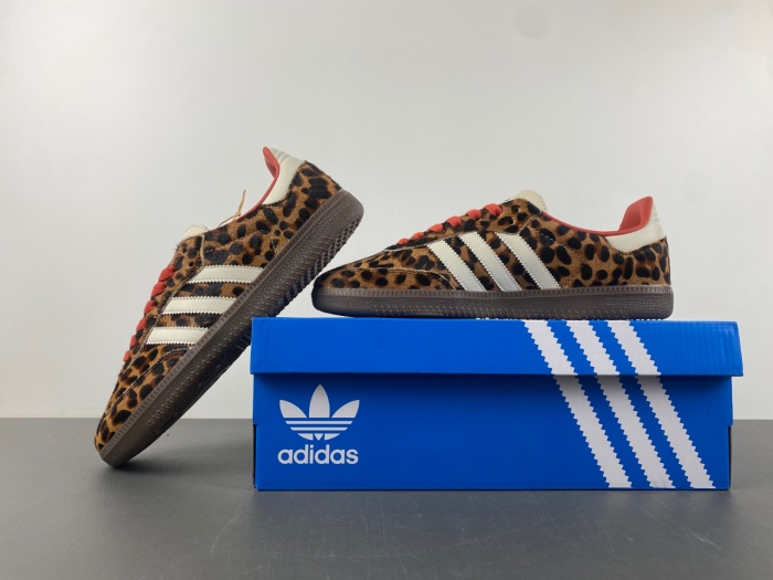 Samba OG Preloved Red Leopard JI2734