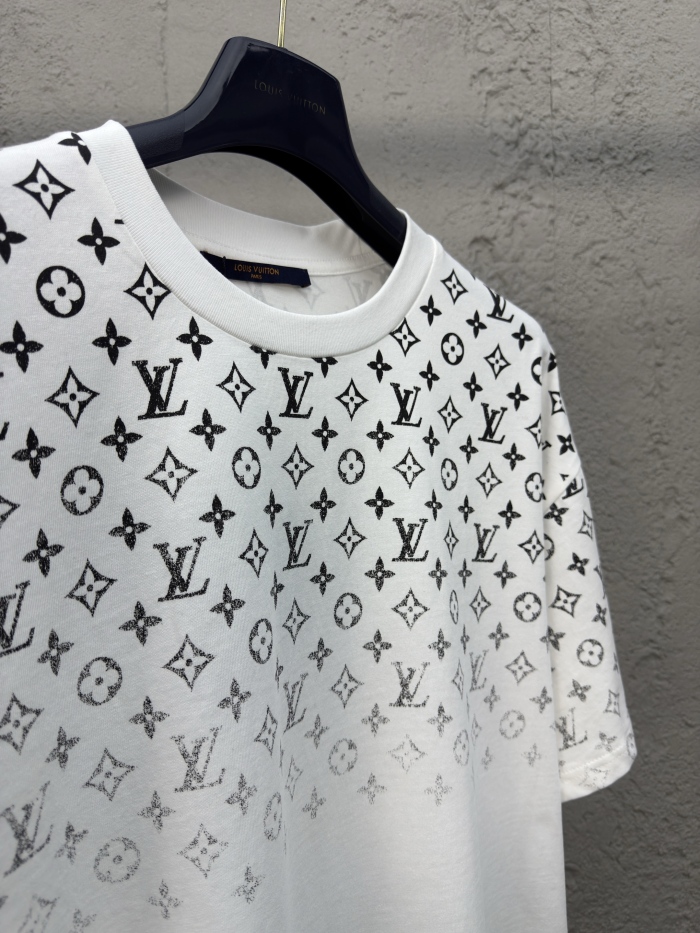 L*ouis V*uitton  T-shirt Top Quality X.C 20250519-98