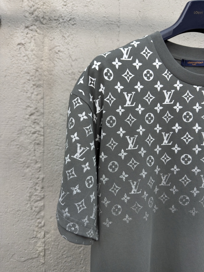 L*ouis V*uitton  T-shirt Top Quality X.C 20250519-100