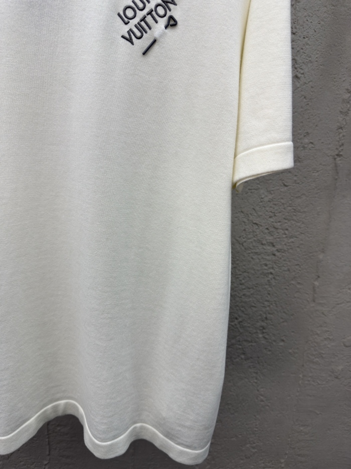 L*ouis V*uitton  T-shirt Top Quality X.C 20250519-96