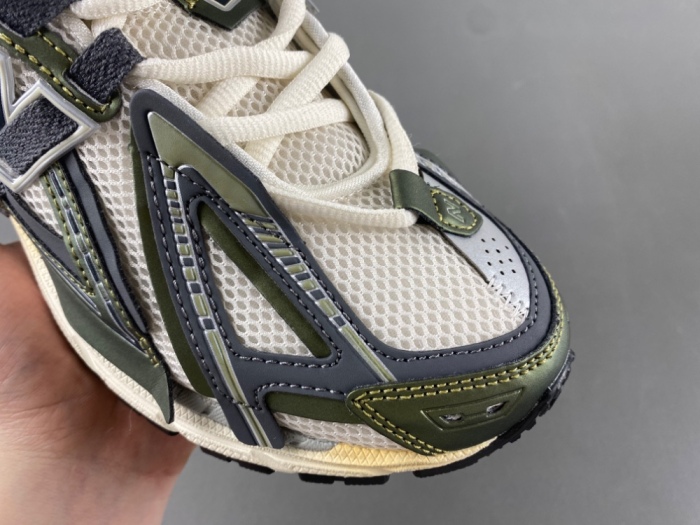 New Balance 1906A Olive Juice Sea Salt  U1906ANC