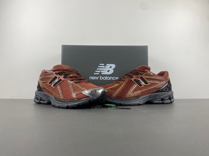 New Balance 1906R Zalando Trail Mix Rust Red  M1906RZA