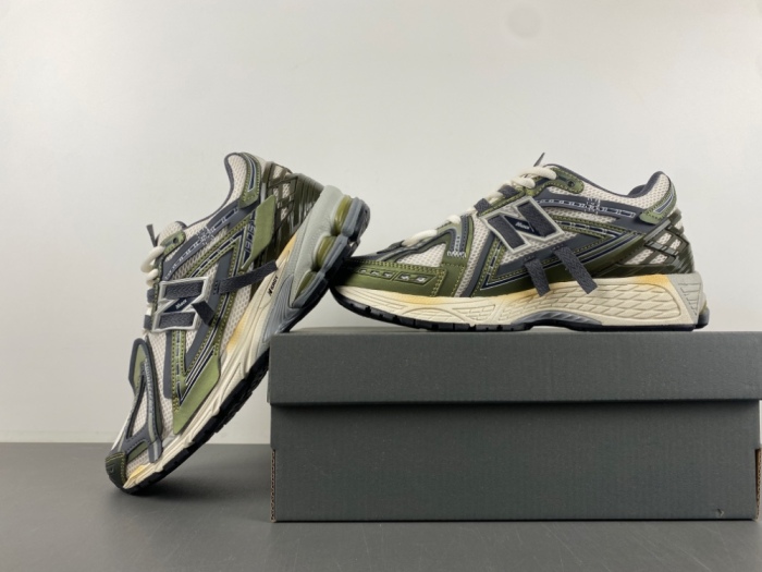 New Balance 1906A Olive Juice Sea Salt  U1906ANC