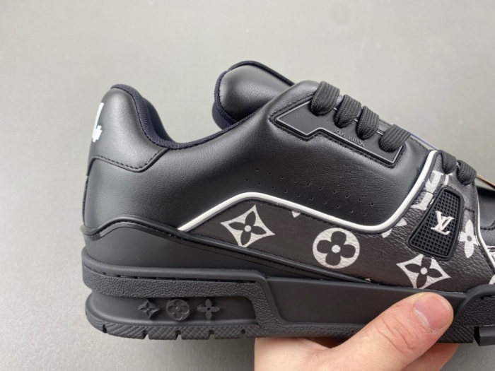 L*ouis V*uitton Top Sneaker Trainer MK 20250702-5