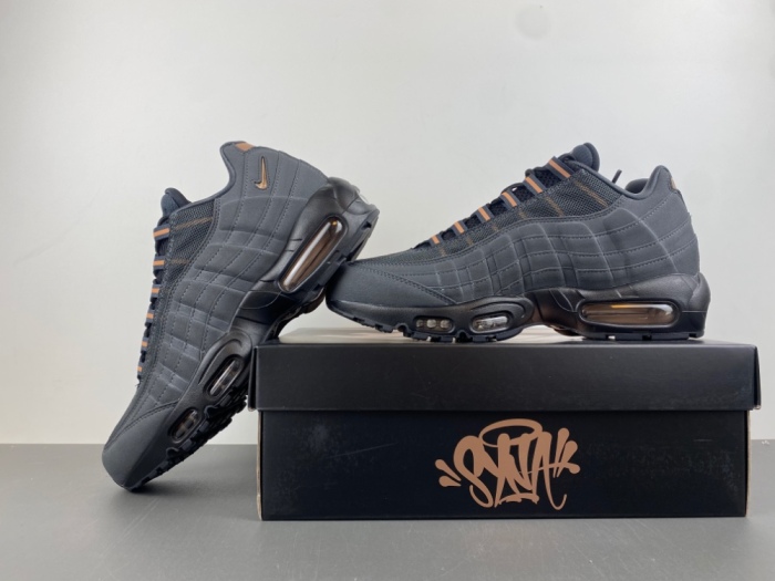 Air Max 95 Central Cee Live Yours  HQ6457-001