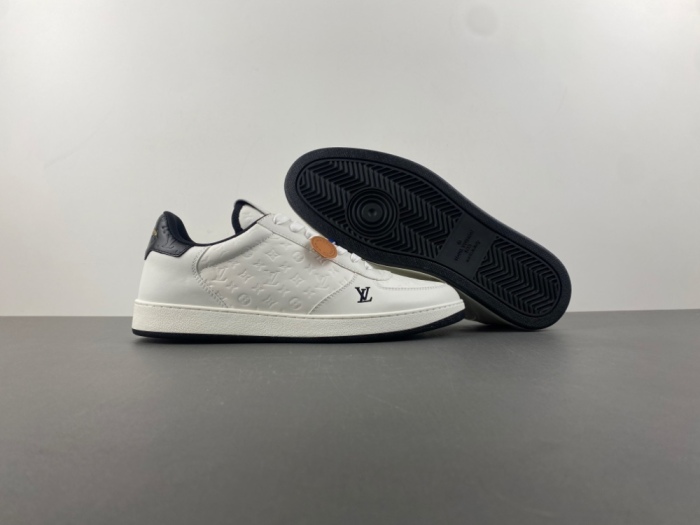L*ouis V*uitton Top Sneaker MK 20250706-5