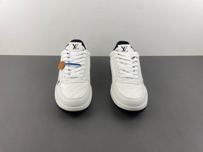 L*ouis V*uitton Top Sneaker MK 20250706-5