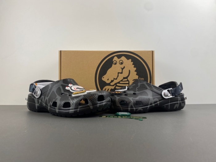 Crocs Classic Clog A Bathing Ape ABC Camo 209627-212 209627-4TB 209627-6I2