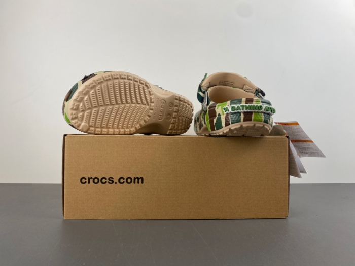 Crocs Classic Clog A Bathing Ape ABC Camo 209627-212 209627-4TB 209627-6I2