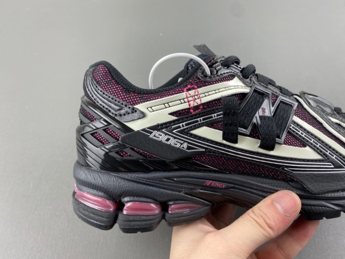 New Balance 1906A Black Pink  U1906AD
