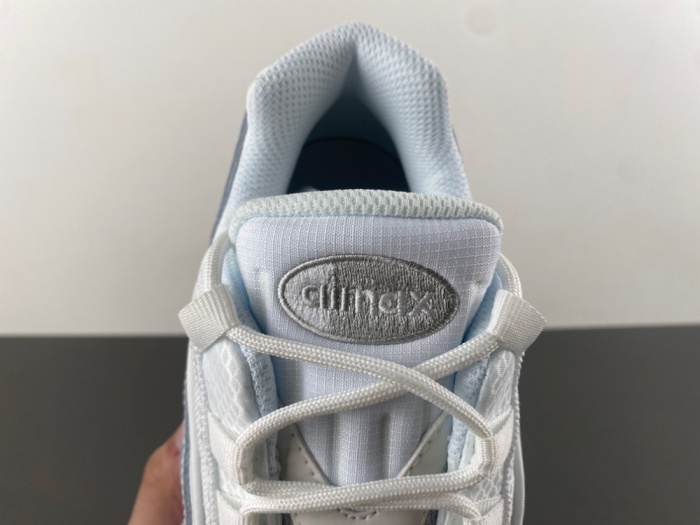 Air Max 95 Essential White Grey Fog  CT1268-100