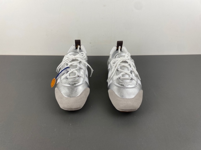 L*ouis V*uitton Top Sneaker women MK202507026-4