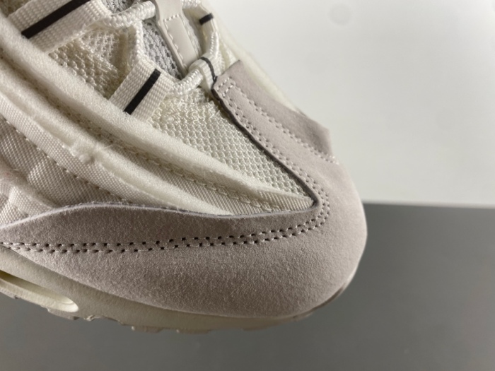 Air Max 95 Comme des Garcons White CU8406-100