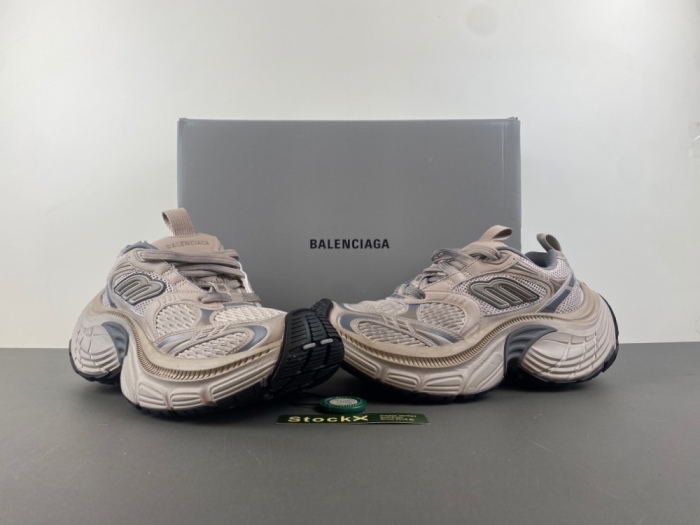 B*alenciaga 3XL AM 20250727-1