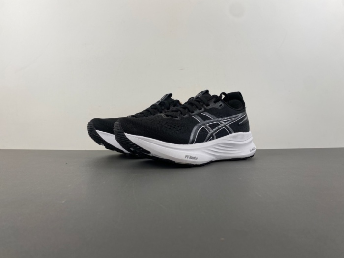 ASICS Gel-Kayano 32 Black White 1011C052-002