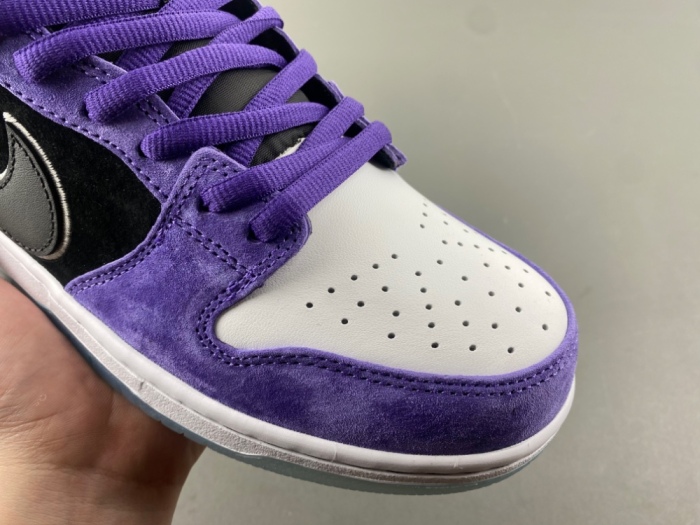 SB Dunk Low Hayley Wilson HJ0513-500