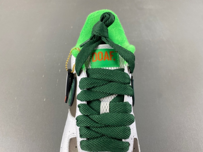 Air Force 1 Low Ducks of a Feather University of Oregon Egg or Duck IU7613-100