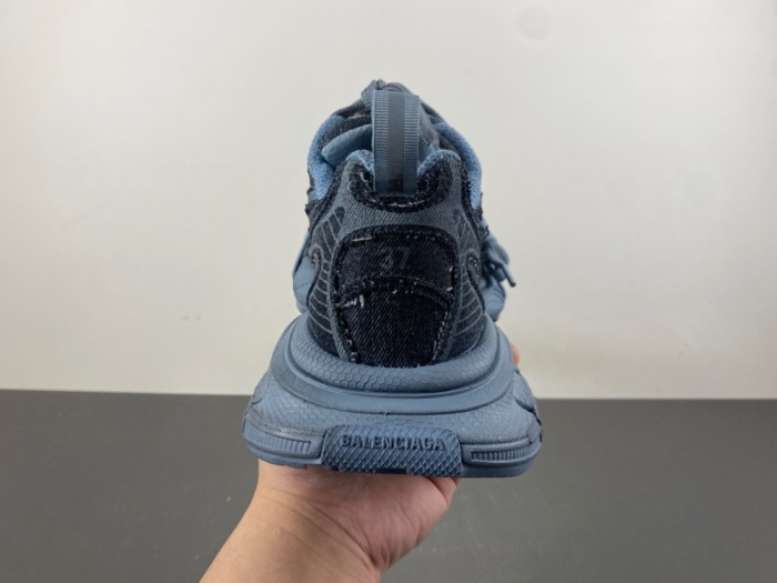 B*alenciaga 3XL AM 20260116-6