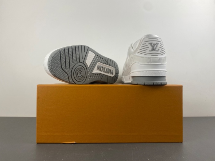 L*ouis V*uitton Top Sneaker Trainer MK 20260116-16