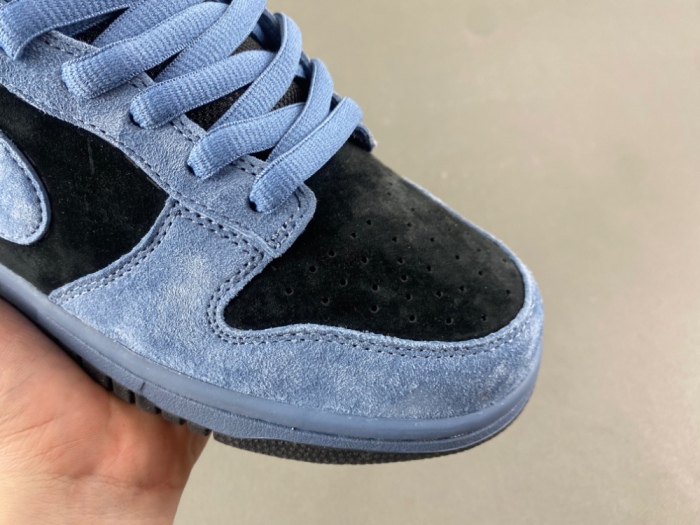 SB Dunk Low Supreme 94 Ocean Fog HQ8487-400