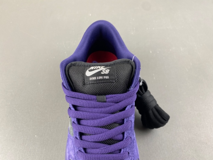 SB Dunk Low Supreme 94 Ink HQ8487-500